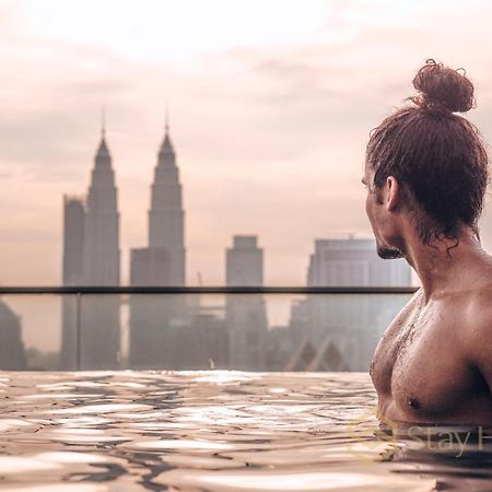 Regalia Residence The Sky Pool Suite กัวลาลัมเปอร์ ภายนอก รูปภาพ